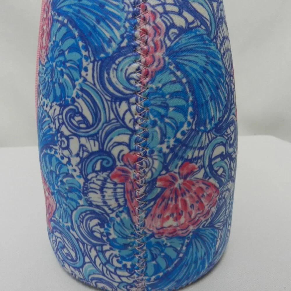 Lilly Pulitzer Raising Shell Glass Carafe Cork stopper & Koozie Sleeve 10